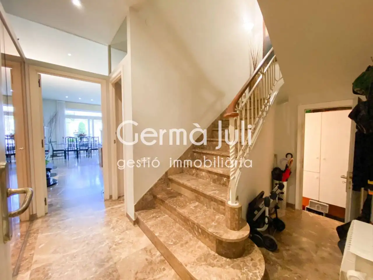 Casa adosada en venta en Badalona con Aire acondicionado, Calefacción y Jardín privado