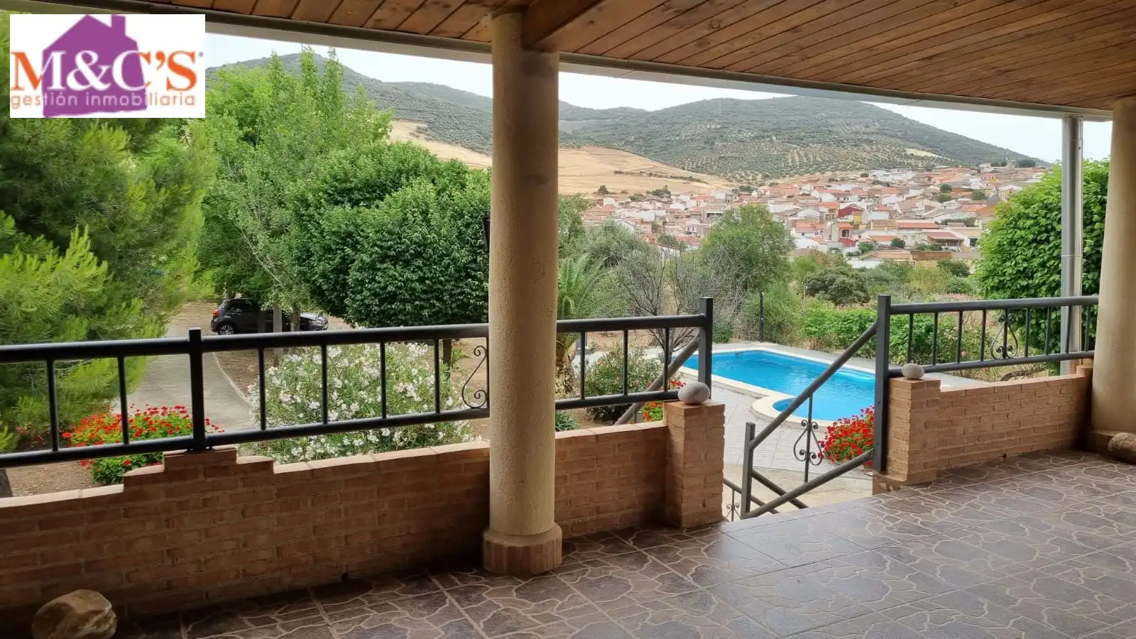 Exterior view of Houses for sale in Hinojosas de Calatrava  with Air Conditioner, Heating and Private garden