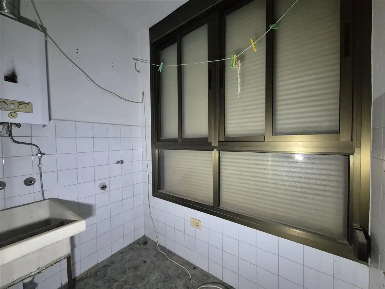 Baño de Piso en venta en Baza con Calefacción