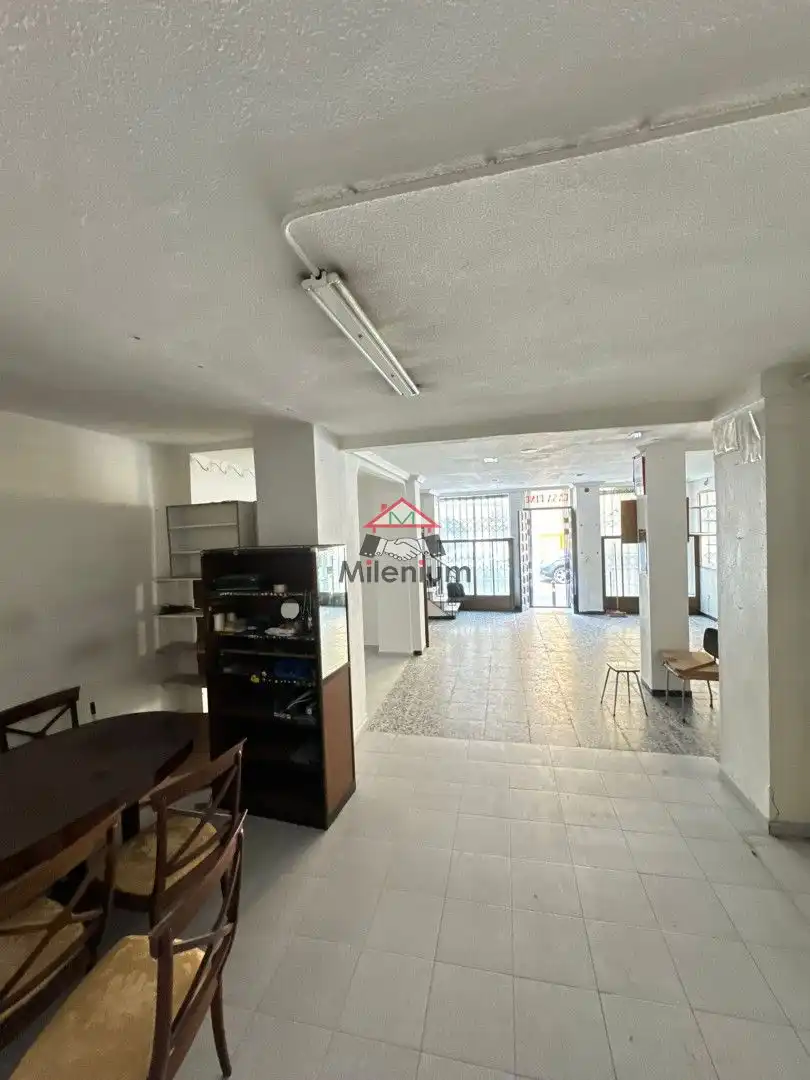 Local comercial en venta en Calle General Castaños, imagen 3