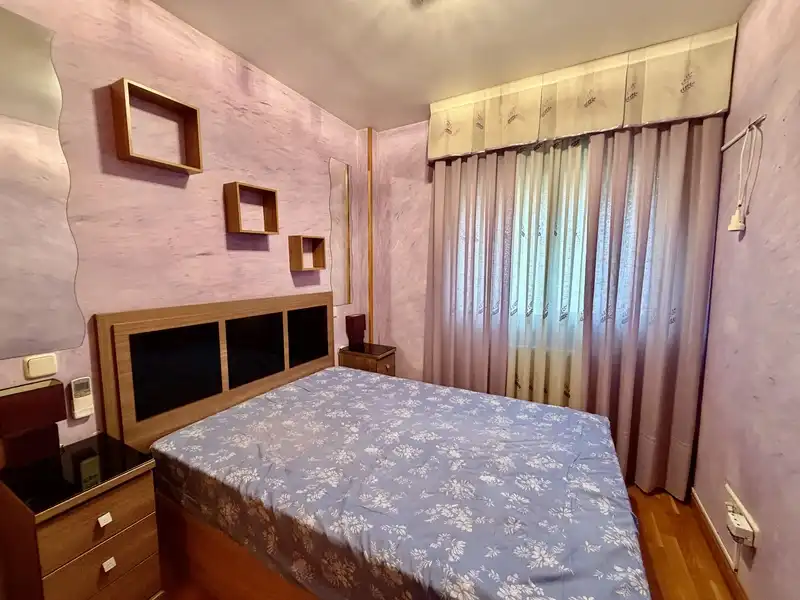 Bedroom of Flat for sale in Madrid  with Air Conditioner and Heating