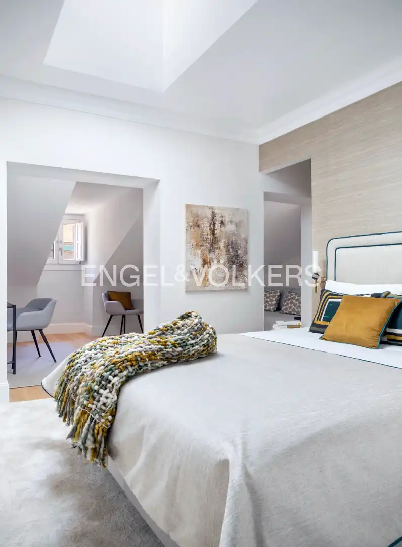 Dormitori de Àtic en venda en Madrid amb Aire condicionat, Calefacció i Parquet