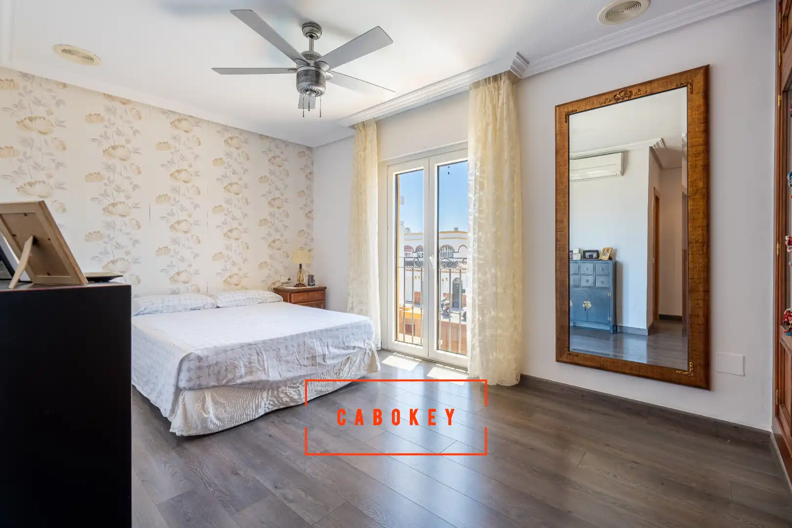Habitación de Casa o chalet en venta en Huércal de Almería con Aire acondicionado, Calefacción y Jardín privado