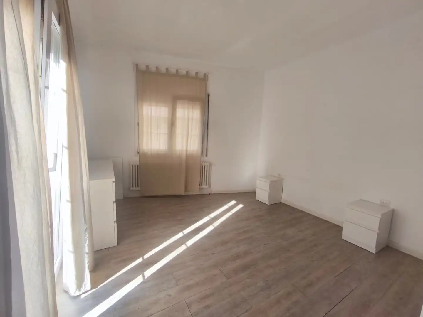 Schlafzimmer von Haus oder Chalet zum Verkauf in Blanes mit Heizung, Privatgarten und Terrasse