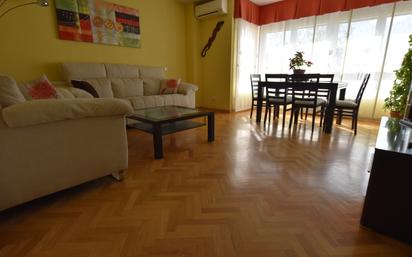 Living room of Flat for sale in Getafe  with Air Conditioner