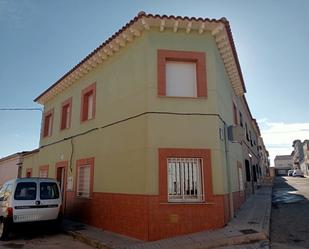 Vista exterior de Casa o xalet en venda en La Puebla de Almoradiel