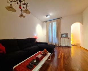 Living room of Flat to rent in Girona Capital  with Air Conditioner and Balcony