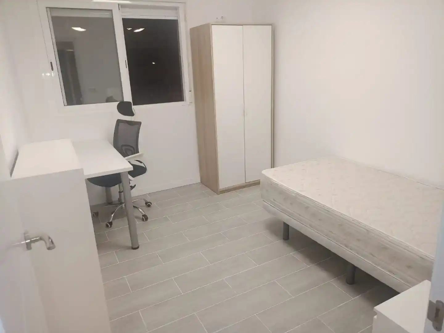 Bedroom of Flat for rent in  Valencia Capital
