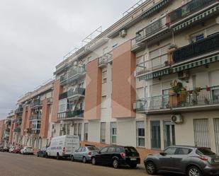 Vista exterior de Pis en venda en Badajoz Capital amb Aire condicionat i Terrassa