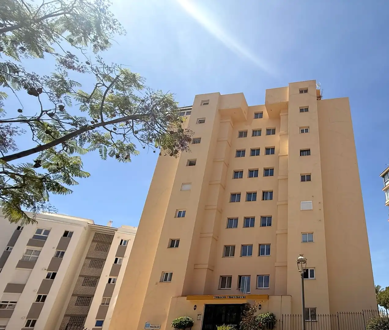 Vista exterior de Apartamento en venta en Estepona con Aire acondicionado, Terraza y Piscina