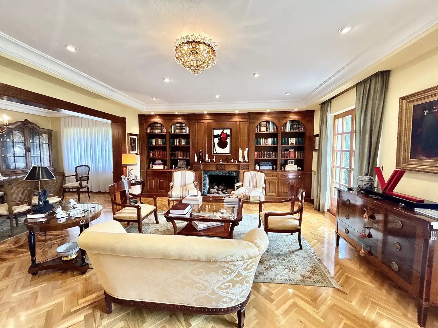 Living room of Houses for sale in Sariego  with Heating, Private garden and Parquet flooring