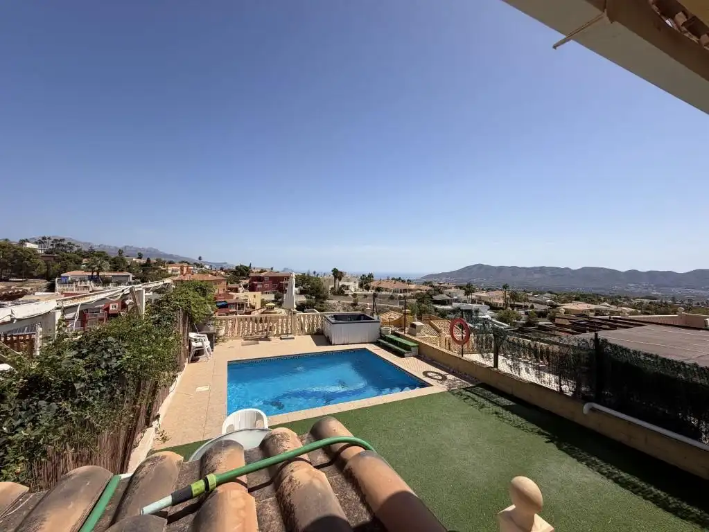 Adosado con jardín en venta en La Nucia Pueblo, imagen 3