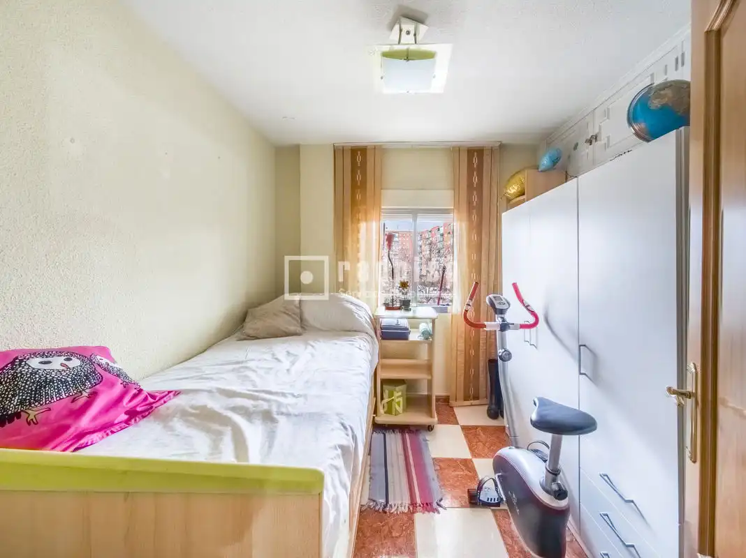 Bedroom of Flat for sale in Alcorcón  with Heating, Private garden and Terrace