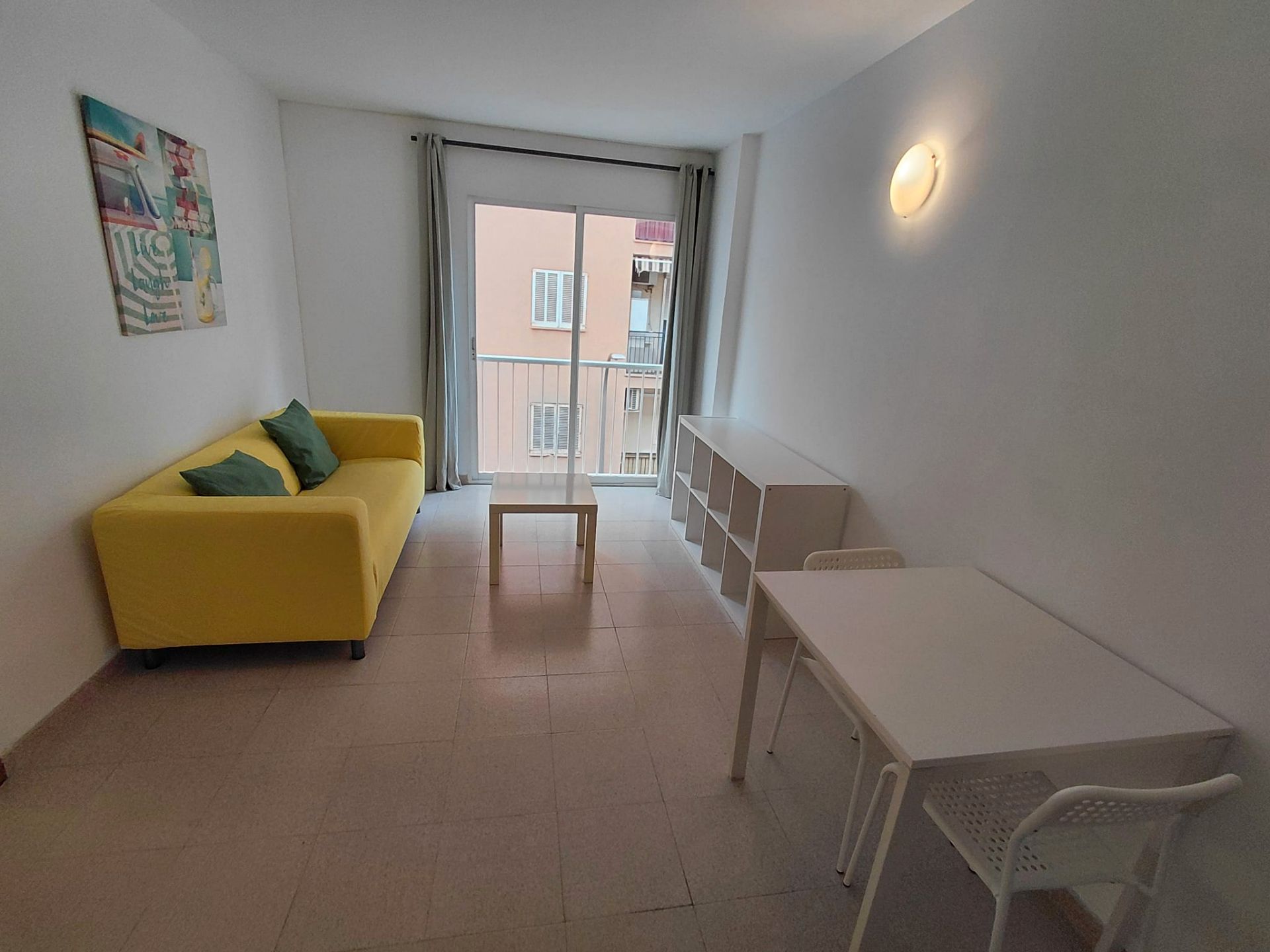 Dormitori de Apartament de lloguer en  Palma de Mallorca amb Moblat i Rentadora