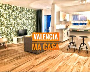 Bedroom of Flat to rent in  Valencia Capital  with Air Conditioner, Terrace and Balcony