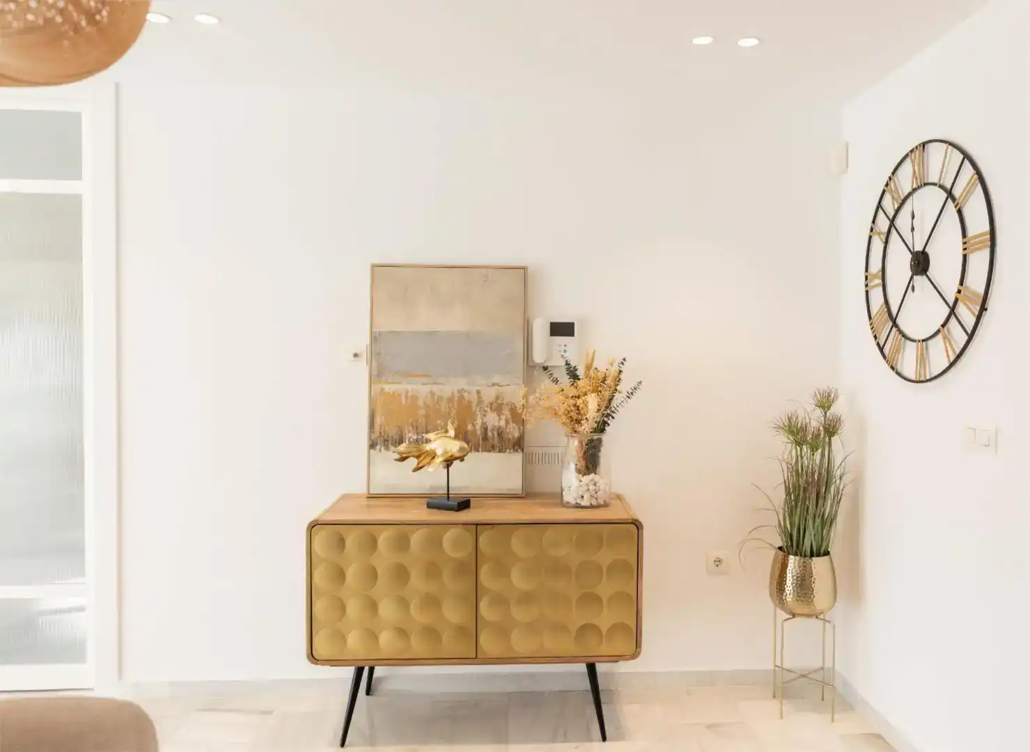 Sala de estar de Casa o chalet en venta en Almuñécar con Jardín privado, Piscina y Balcón