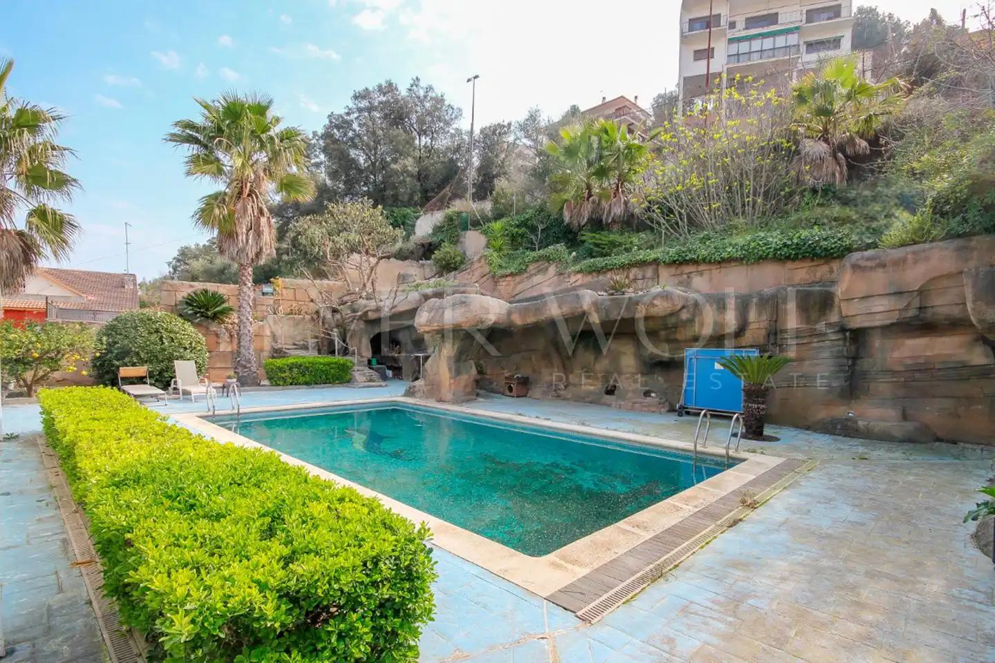 Casa con piscina en venta en Carrer Lluís Millet, imagen 2