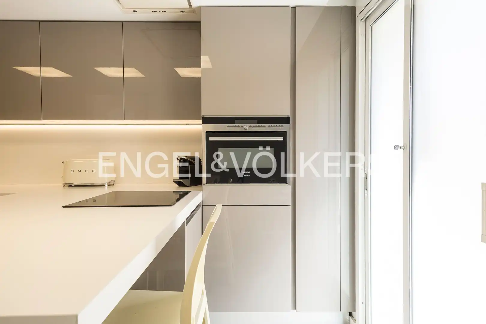 Küche von Wohnung zur Miete in Barcelona mit Klimaanlage, Heizung und Parkett