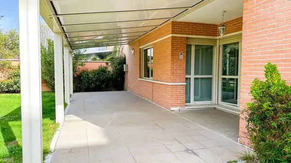 Terraza de Piso de alquiler en Madrid con Aire acondicionado, Jardín privado y Trastero