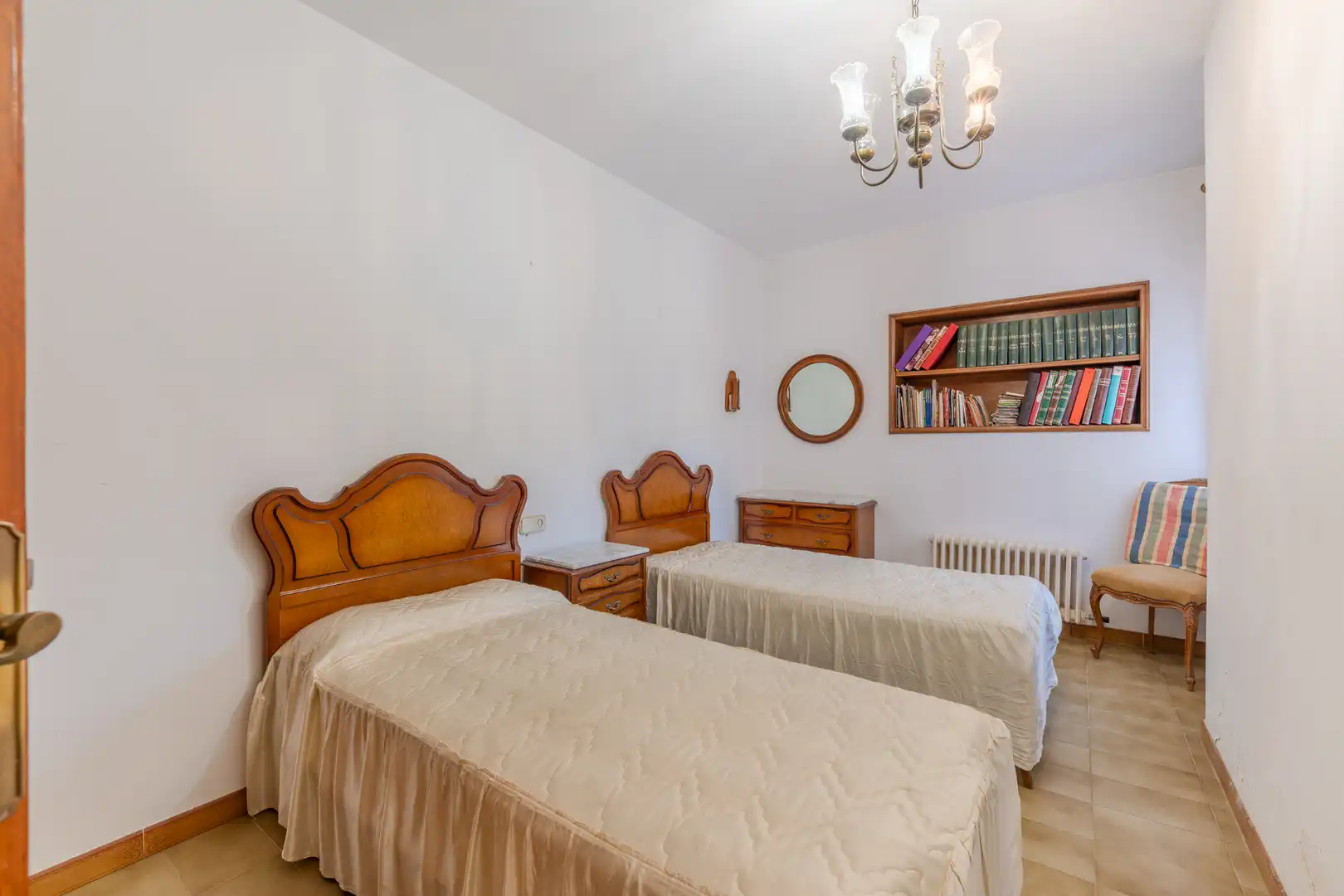 Habitación de Casa o chalet en venta en La Bisbal d'Empordà con Calefacción, Jardín privado y Terraza