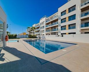 Piscina de Pis de lloguer en Orihuela amb Piscina