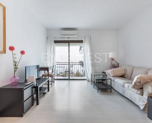 Living room of Flat for sale in  Madrid Capital  with Air Conditioner, Heating and Terrace