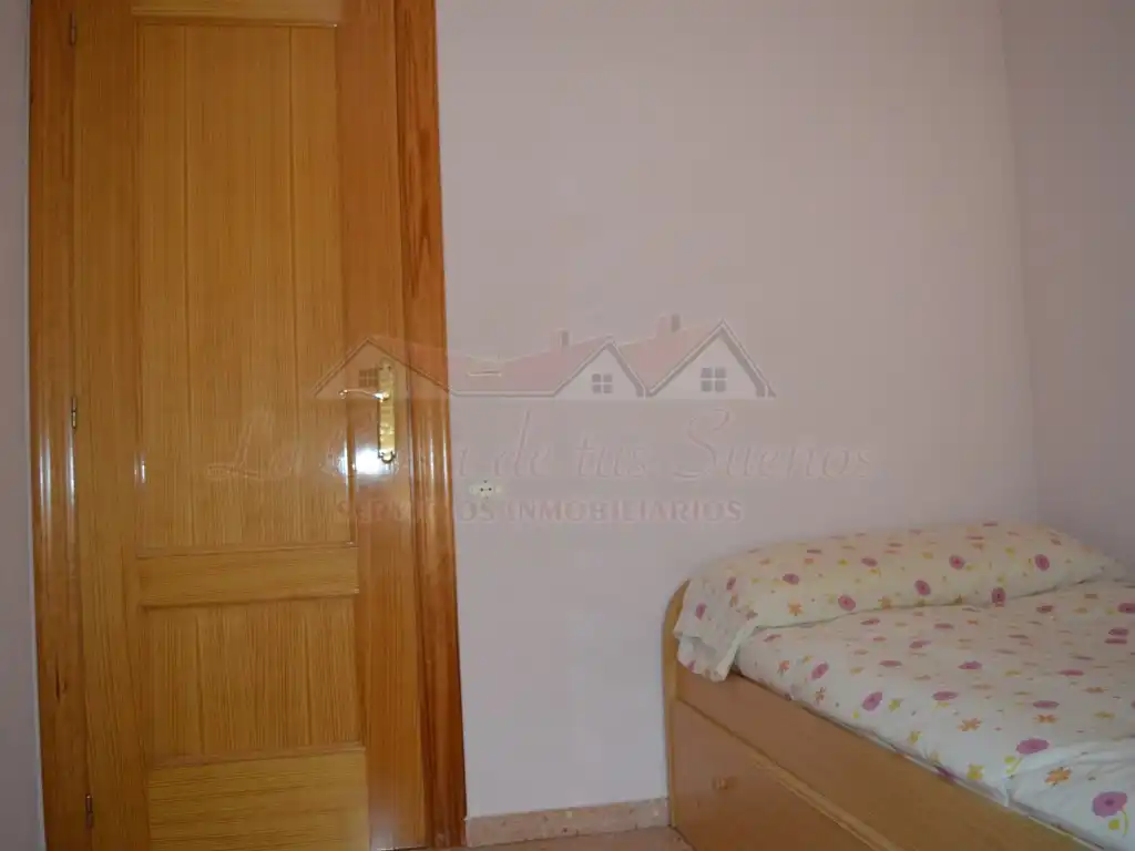 Schlafzimmer von Maisonette zum Verkauf in Elda