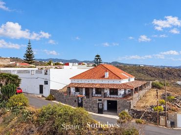 Casa con jardín en venta en Camino Toscales