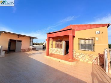Chalet con jardín en venta en Partidas de interior - Zona Rústica