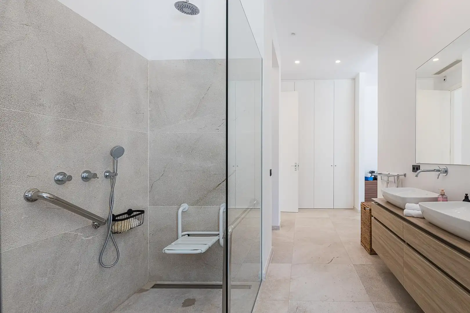 Bany de Casa o xalet en venda en  Palma de Mallorca amb Aire condicionat, Calefacció i Jardí privat