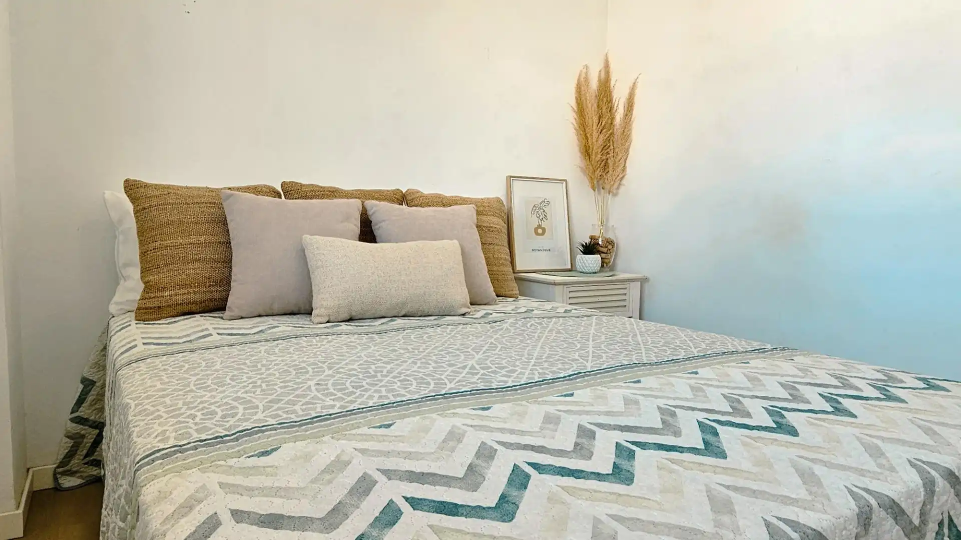 Bedroom of Flat for sale in Daimús  with Air Conditioner, Terrace and Furnished