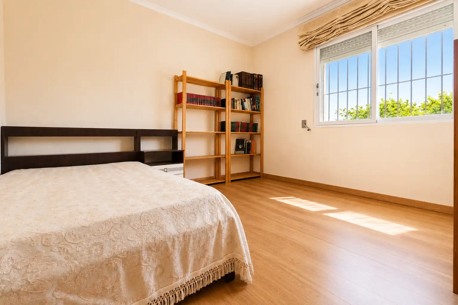Habitación de Casa o chalet en venta en Benidorm con Terraza y Balcón