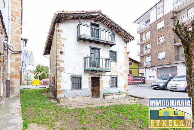 Casa-chalet en Venta en Abadiño