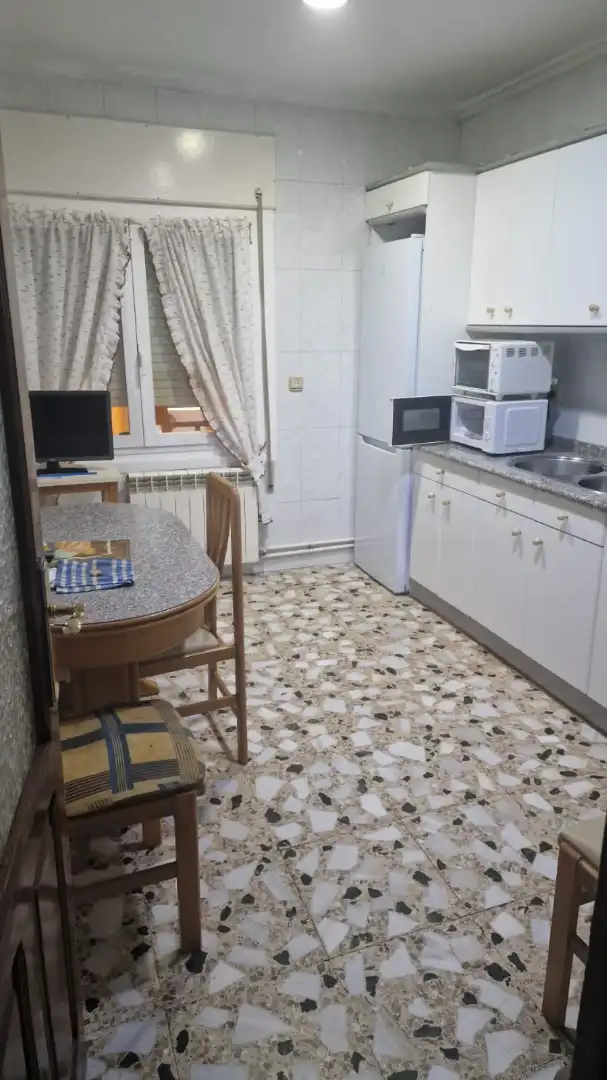 Cocina de Casa o chalet en venta en Calahorra con Aire acondicionado, Jardín privado y Terraza