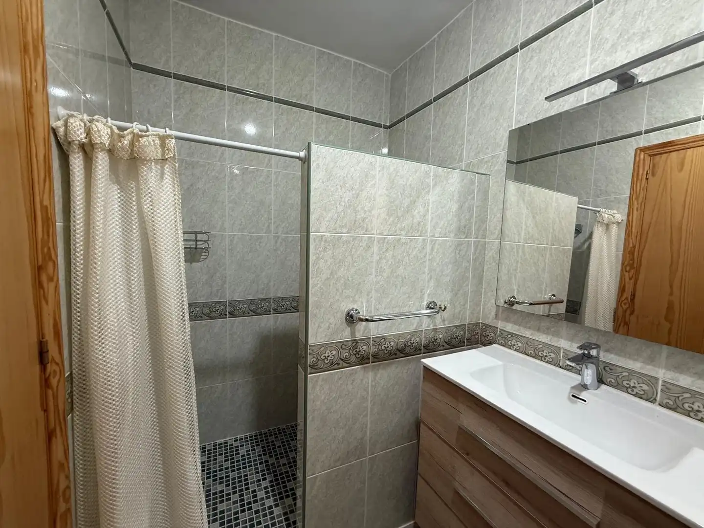 Bany de Casa o xalet en venda en Domeño, Valencia