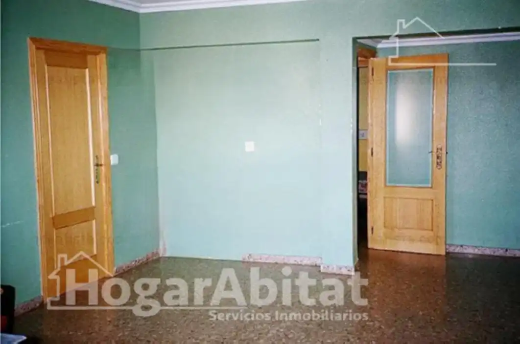 Flat for sale in Calle 1 de Maig, imagen 2