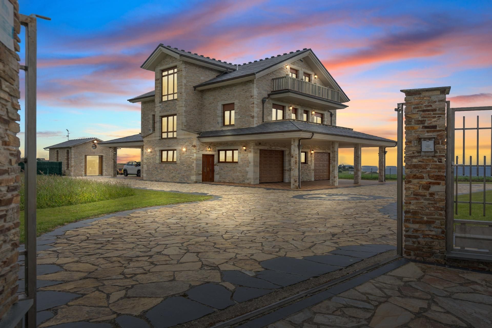 Exterior view of House or chalet for sale in Castropol  with Heating, Private garden and Terrace
