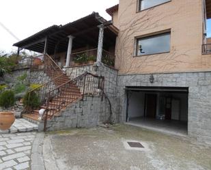 Vista exterior de Casa o xalet en venda en  Toledo Capital amb Aire condicionat, Calefacció i Jardí privat