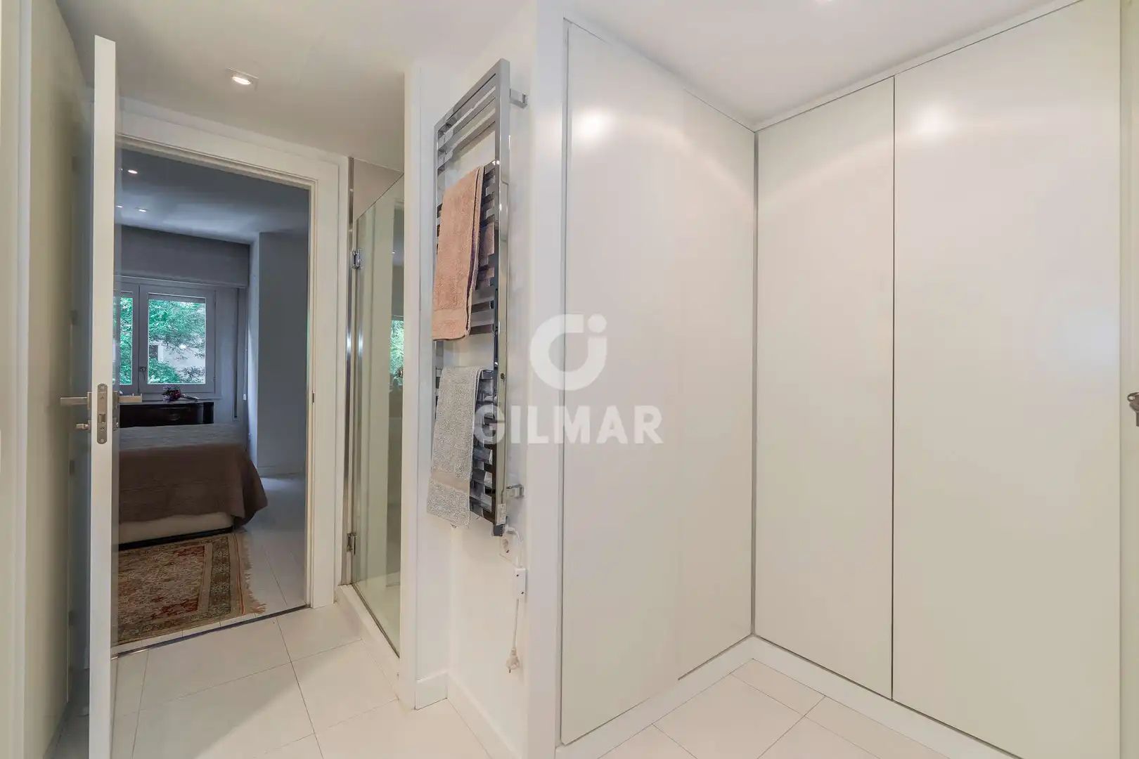 Habitación de Piso en venta en Madrid con Calefacción, Jardín privado y Piscina