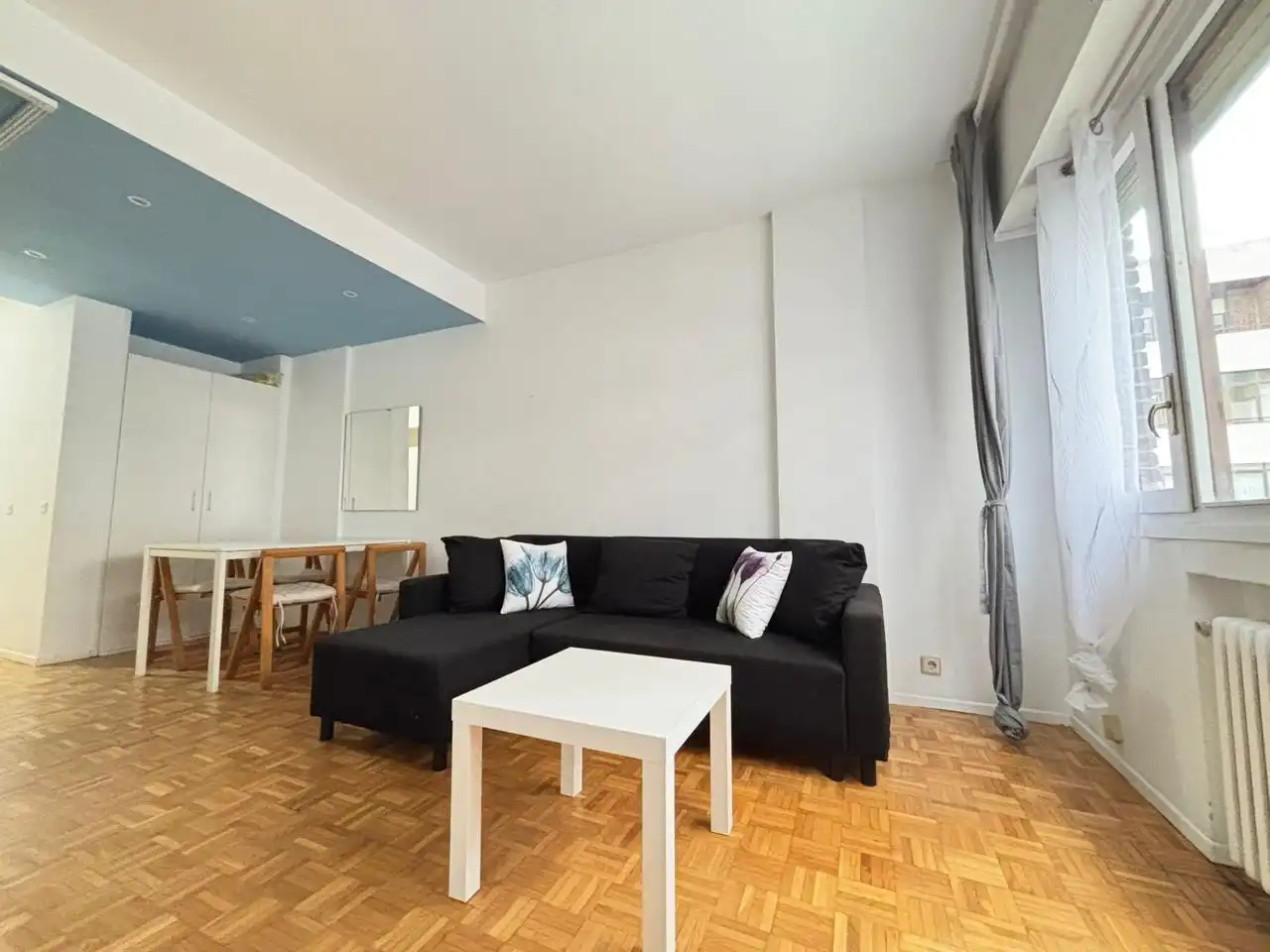 Flat for sale in Calle de Andrés Mellado, imagen 6