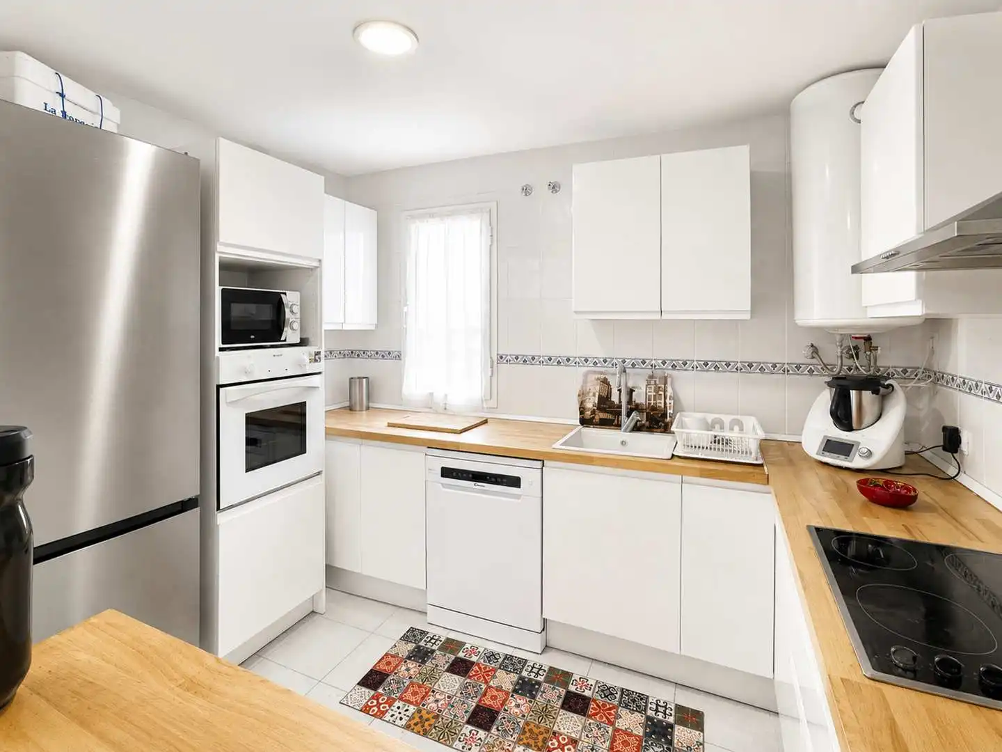 Cocina de Planta baja en venta en Manilva con Jardín privado, Terraza y Trastero