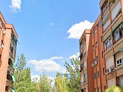 Vista exterior de Pis en venda en San Fernando de Henares amb Aire condicionat