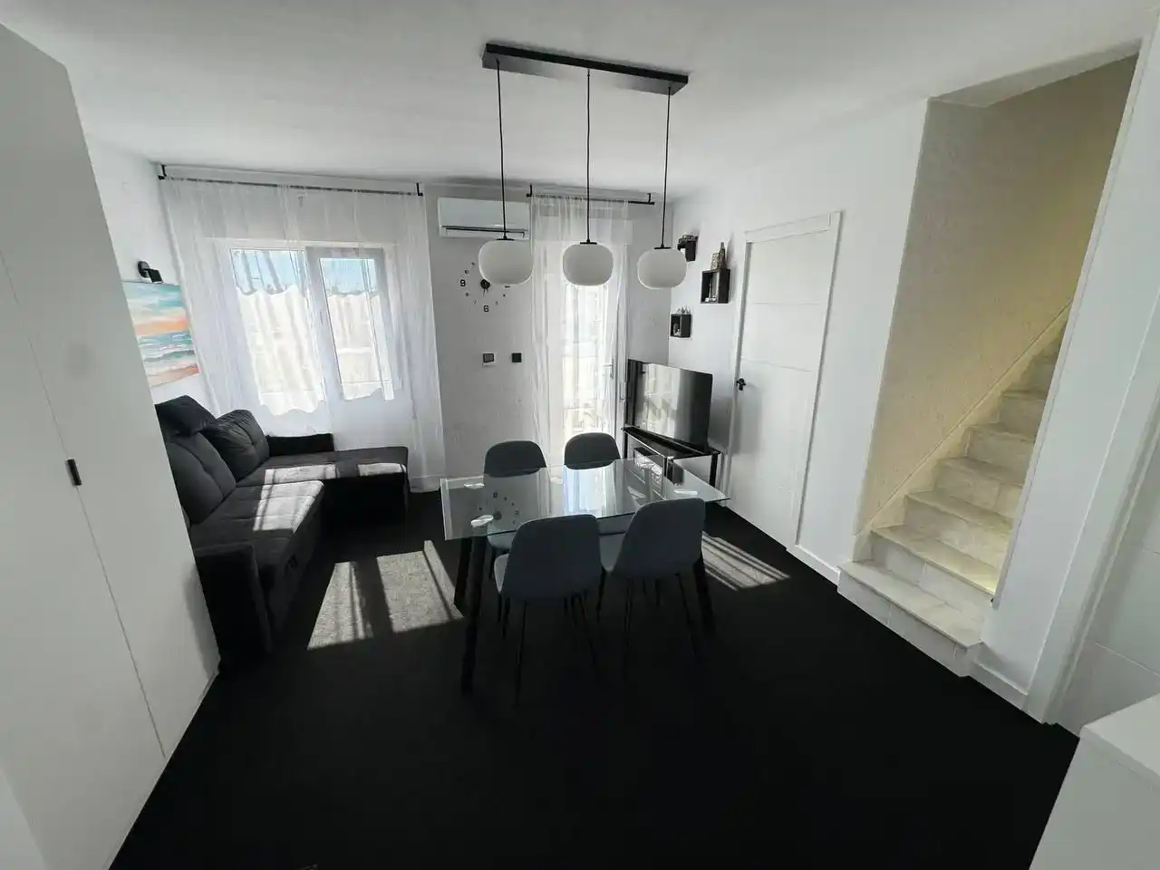Sala d'estar de Dúplex en venda en Torrevieja amb Aire condicionat, Piscina i Balcó