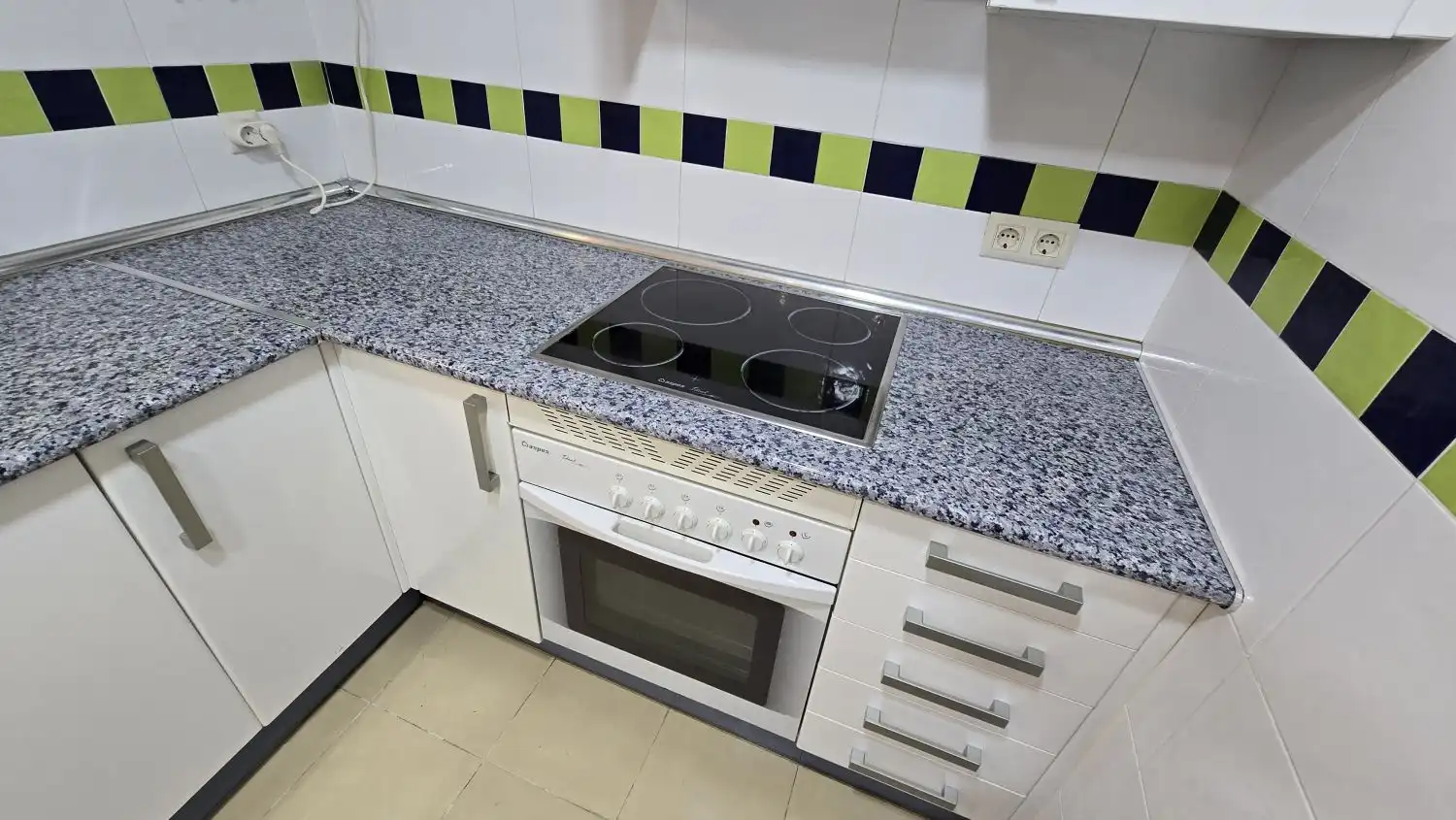 Kitchen of Flat for rent in Humanes de Madrid  with Balcony