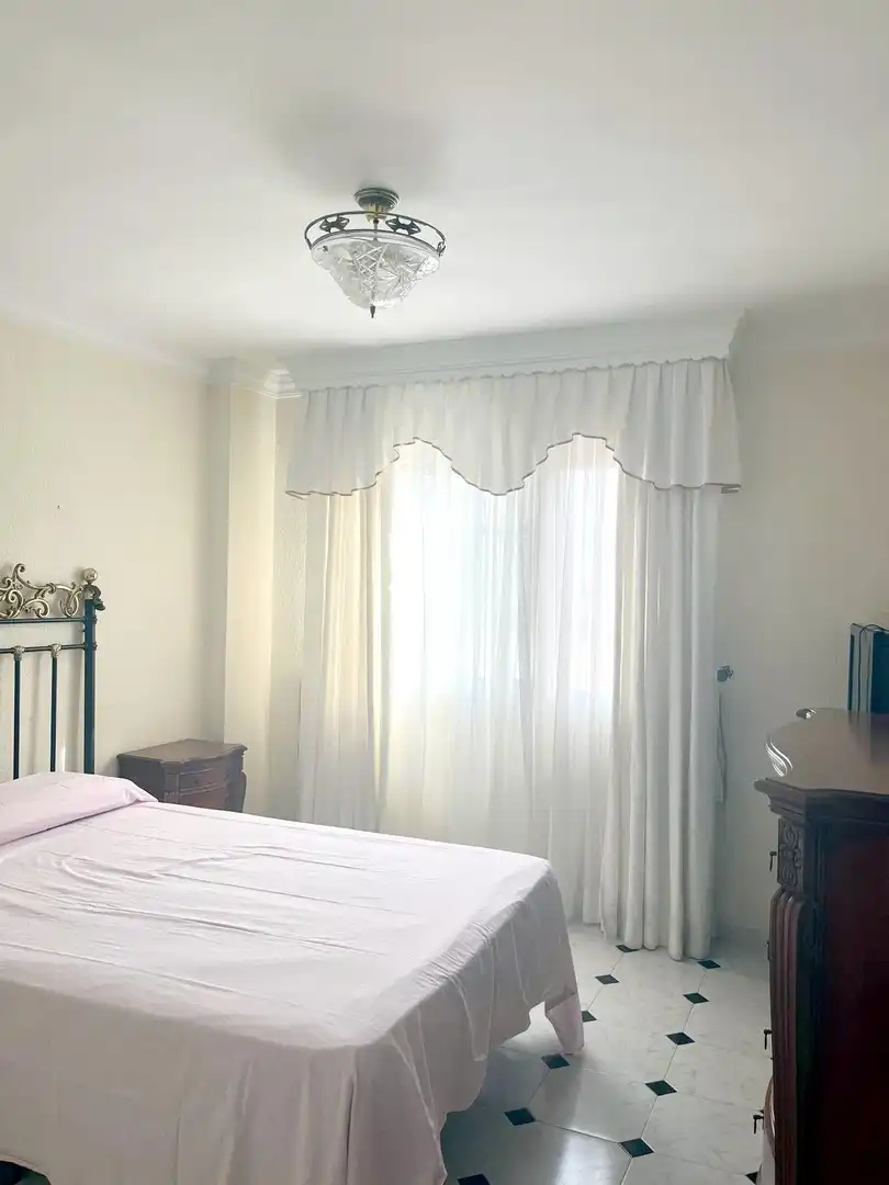 Bedroom of Flat for sale in Málaga  with Terrace and Furnished