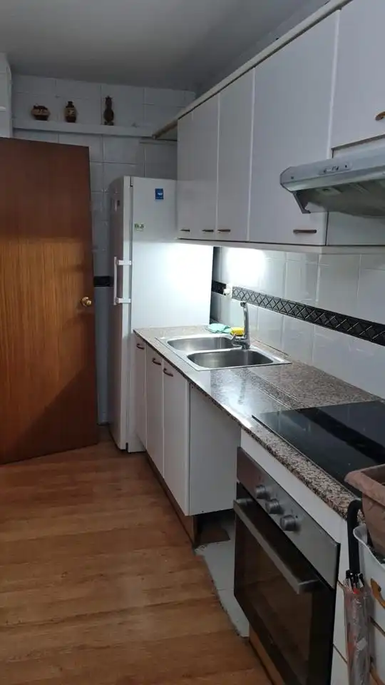 Küche von Wohnung zum Verkauf in Montcada i Reixac mit Klimaanlage, Heizung und Parkett