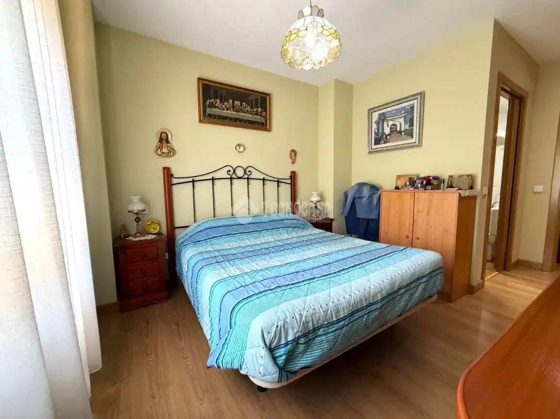 Habitación de Piso en venta en Madrid con Trastero