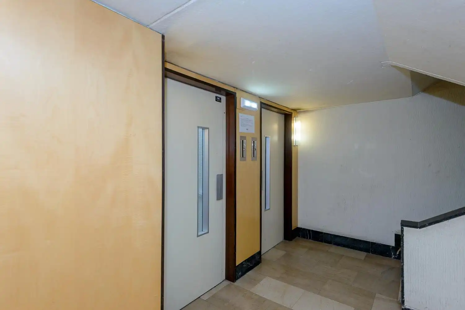 Piso en venta en Oviedo  con Calefacción y Parquet