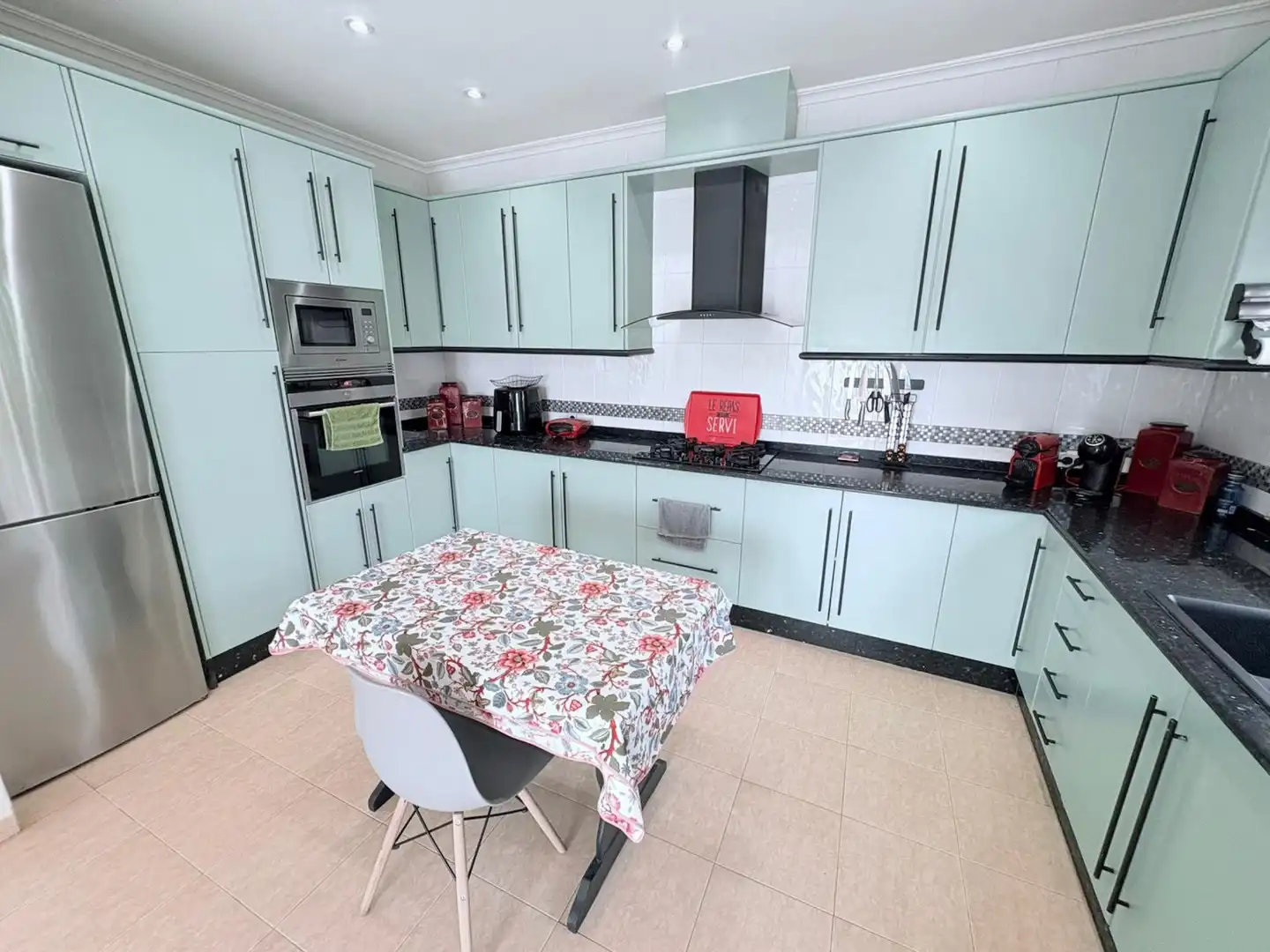 Cocina de Casa o chalet en venta en Murcia con Jardín privado, Terraza y Trastero
