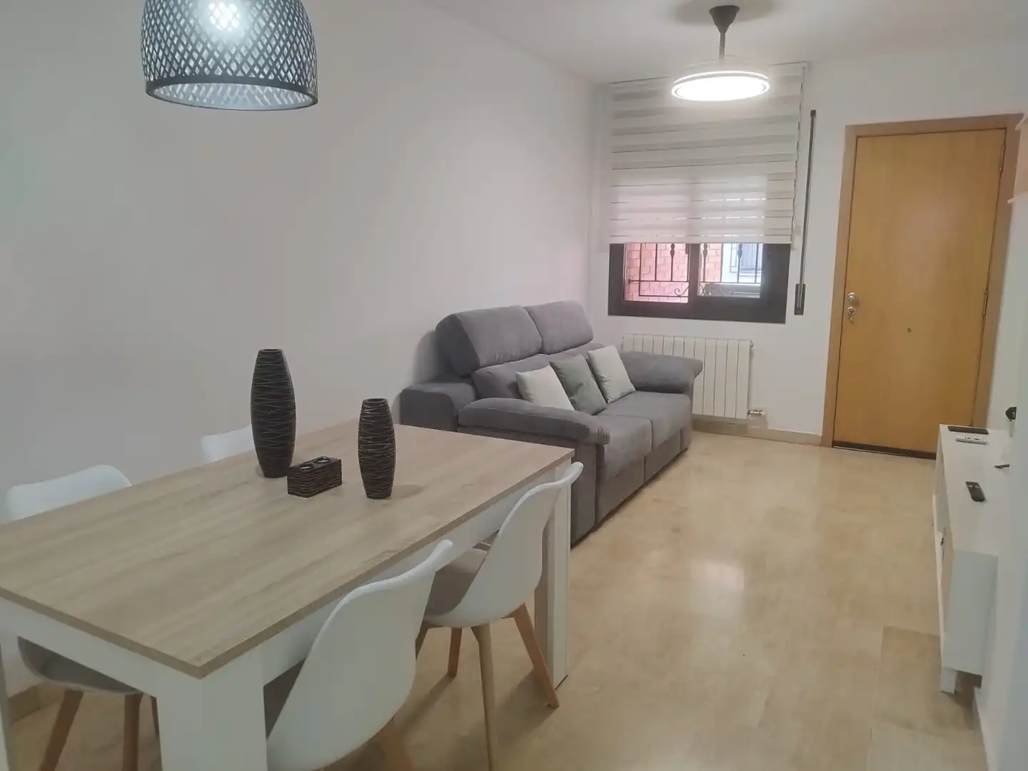 Sala de estar de Piso en venta en Rubí con Calefacción, Terraza y Horno